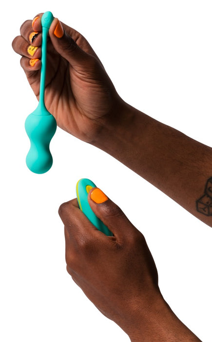 „Cello“ vibro bumbiņas ar 10 vibrācijas režīmiem, tālvadību un ūdensizturīgu dizainu sievietēm