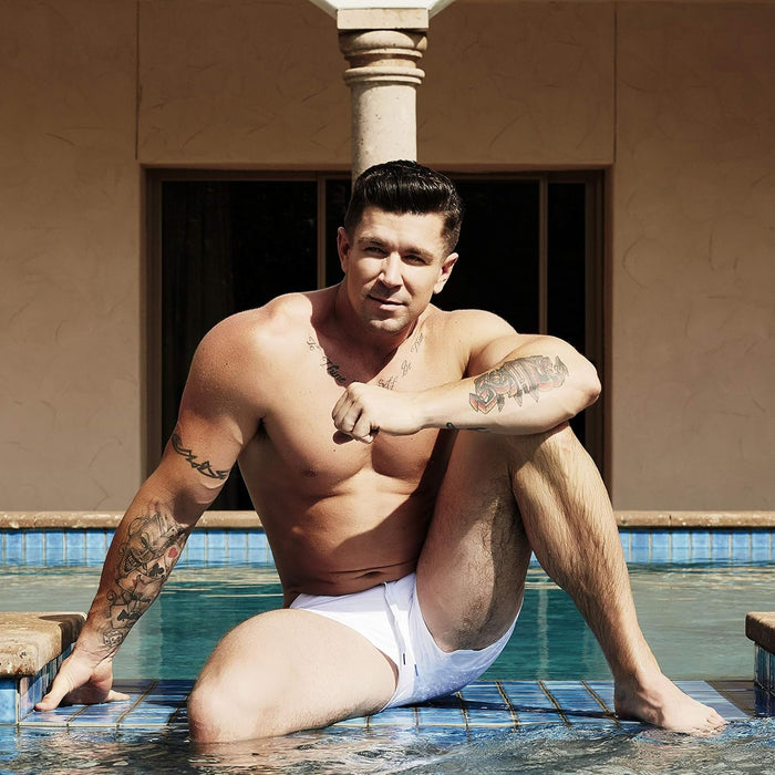 Trenton Ducati — реалистичный цельный силиконовый дилдо с сильной присоской