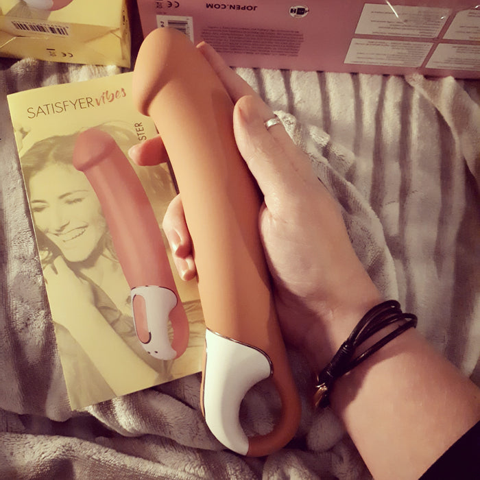 Satisfyer Master XXL izmēra vibrators